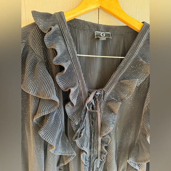 G by Giuliana Black Sparkly Long Sleeve Ruffle Blouse - Picture 4 of 5